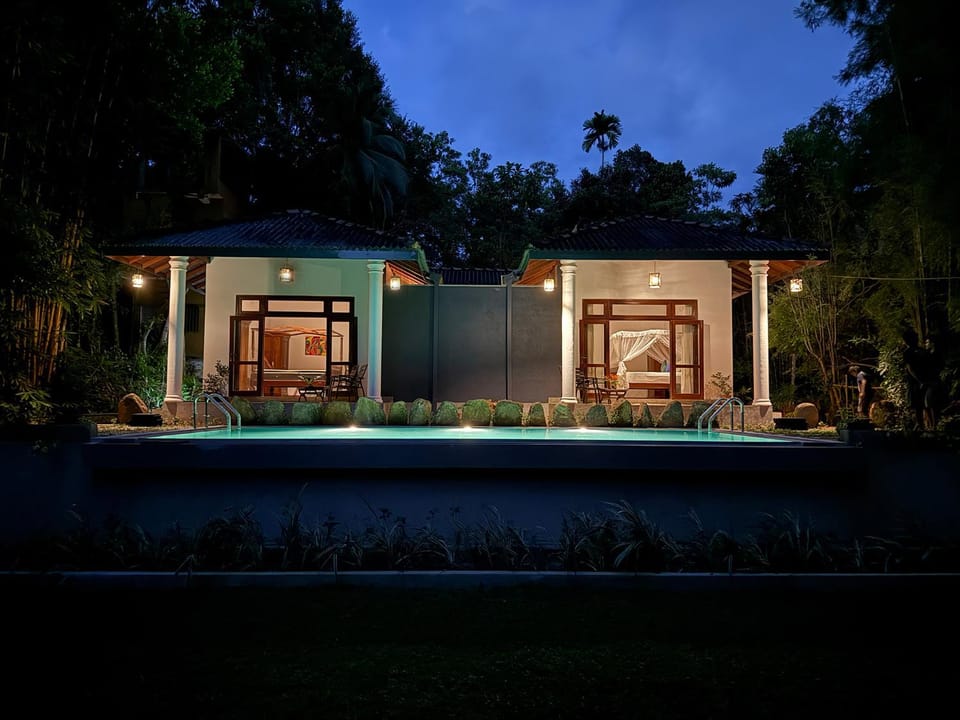 Property building, Swimming pool