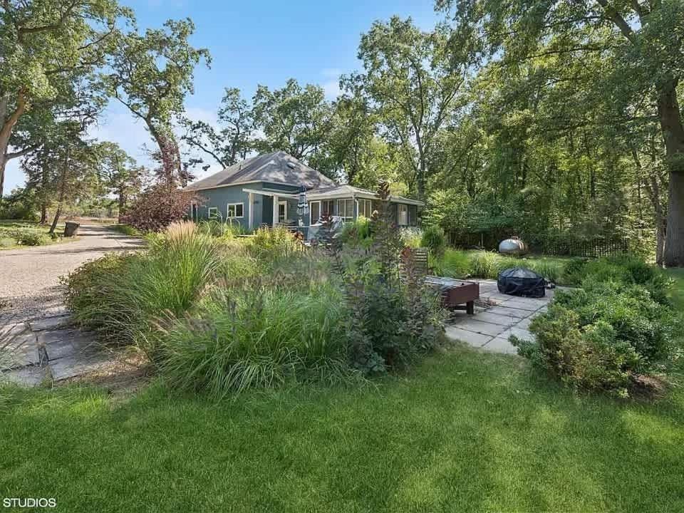 The Hideaway House - Private Peaceful Cozy House in Grand Beach