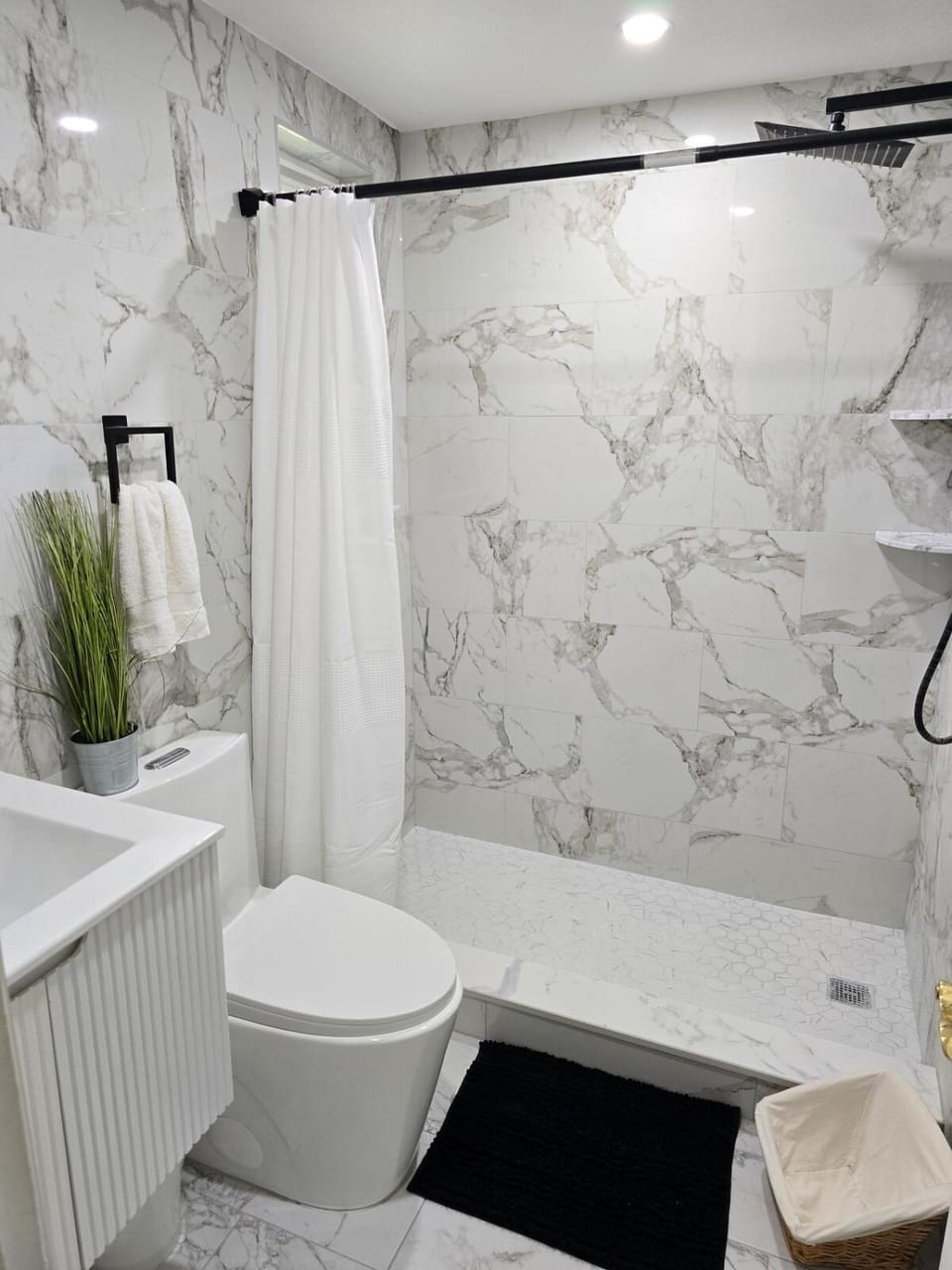 Shower, Toilet, Bathroom