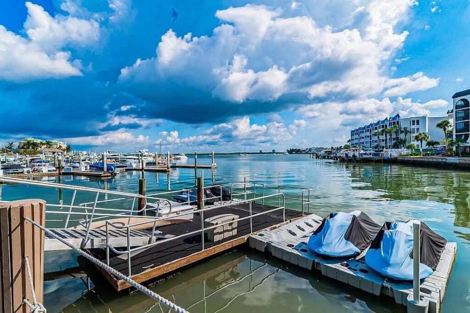 Anglers Cove Retreat House in Marco Island