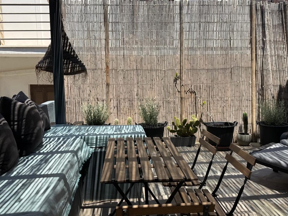 Seating area, Garden view