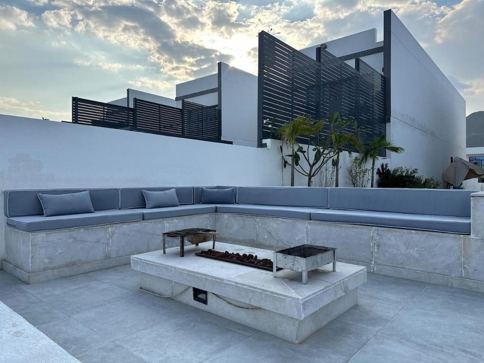 Al Dana villa House in Sharjah