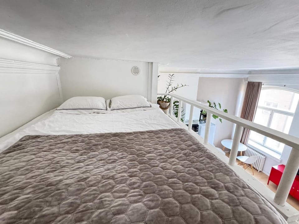 Elegant studio apartment in down town Helsinki Apartment in Helsinki