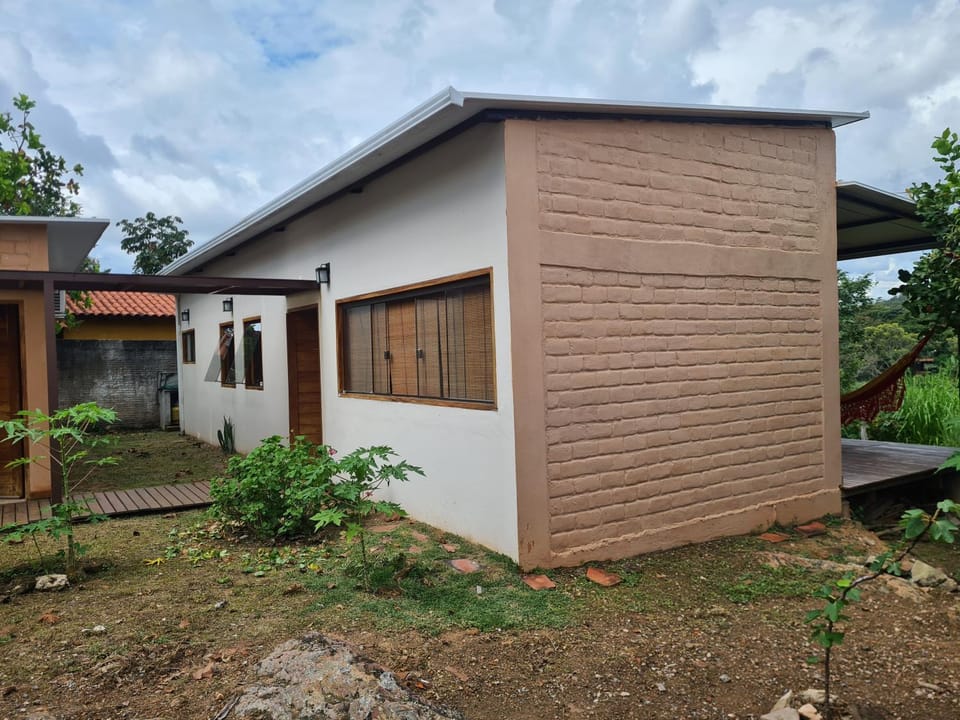 Casa Suíte À 800 Mts do Parq Chapada dos Veadeiros House in State of Goiás
