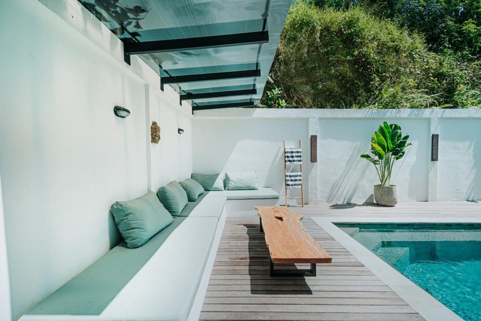 Day, BBQ facilities, BBQ facilities, Seating area, Pool view, Swimming pool, sunbed