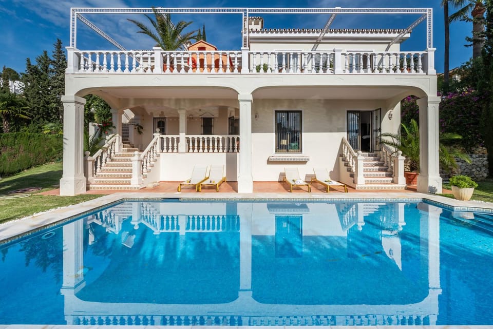 Property building, Patio, Swimming pool