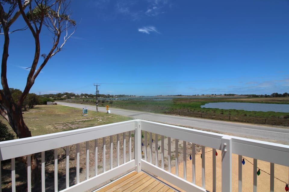 Balcony/Terrace, River view