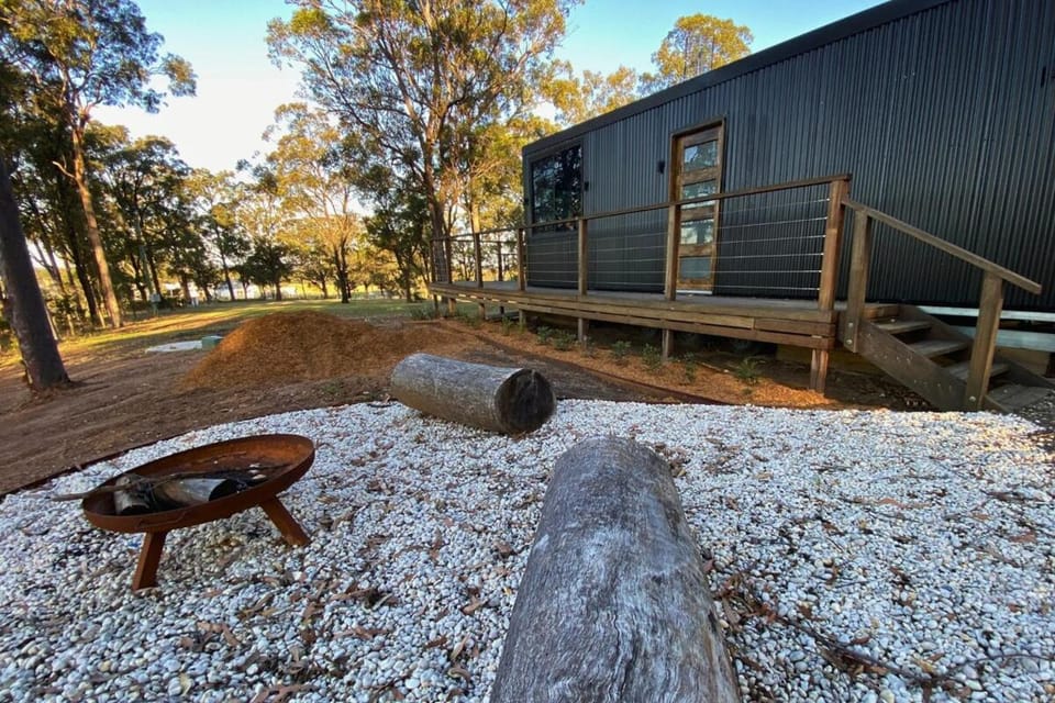 Merlot self-contained home Apartment in Mount View