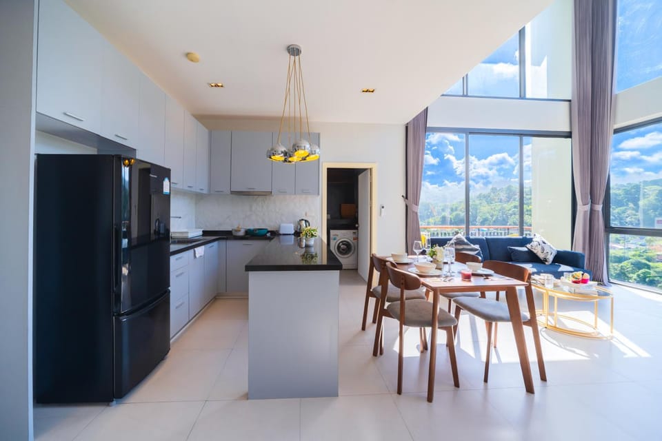 650m to beach condofast WiFi Apartment in Kamala