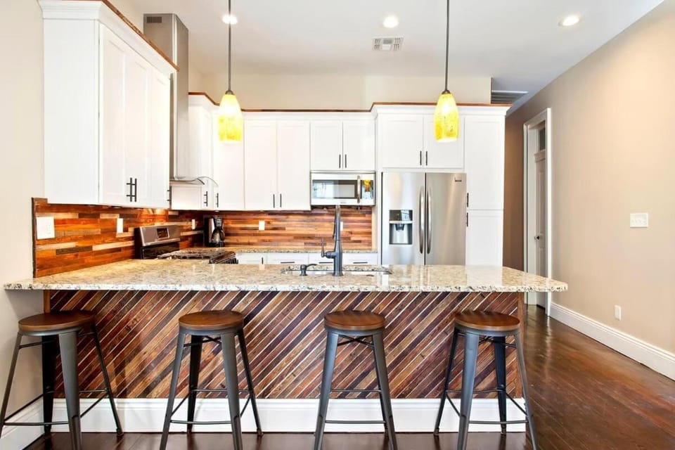 Lovely Historic Treme 3Bed and 2Bath, Prime Location House in New Orleans