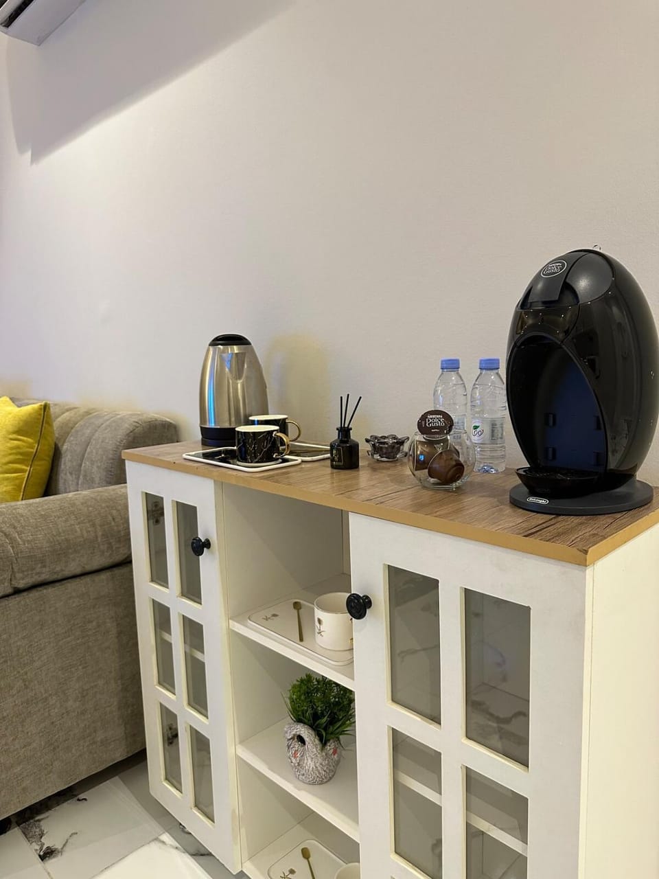غرفه وصاله انيقه بمدخل ذكي حي العقيق Apartment in Riyadh