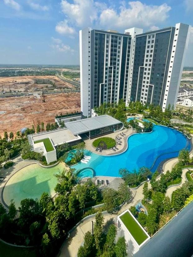 Bird's eye view, Pool view, Swimming pool