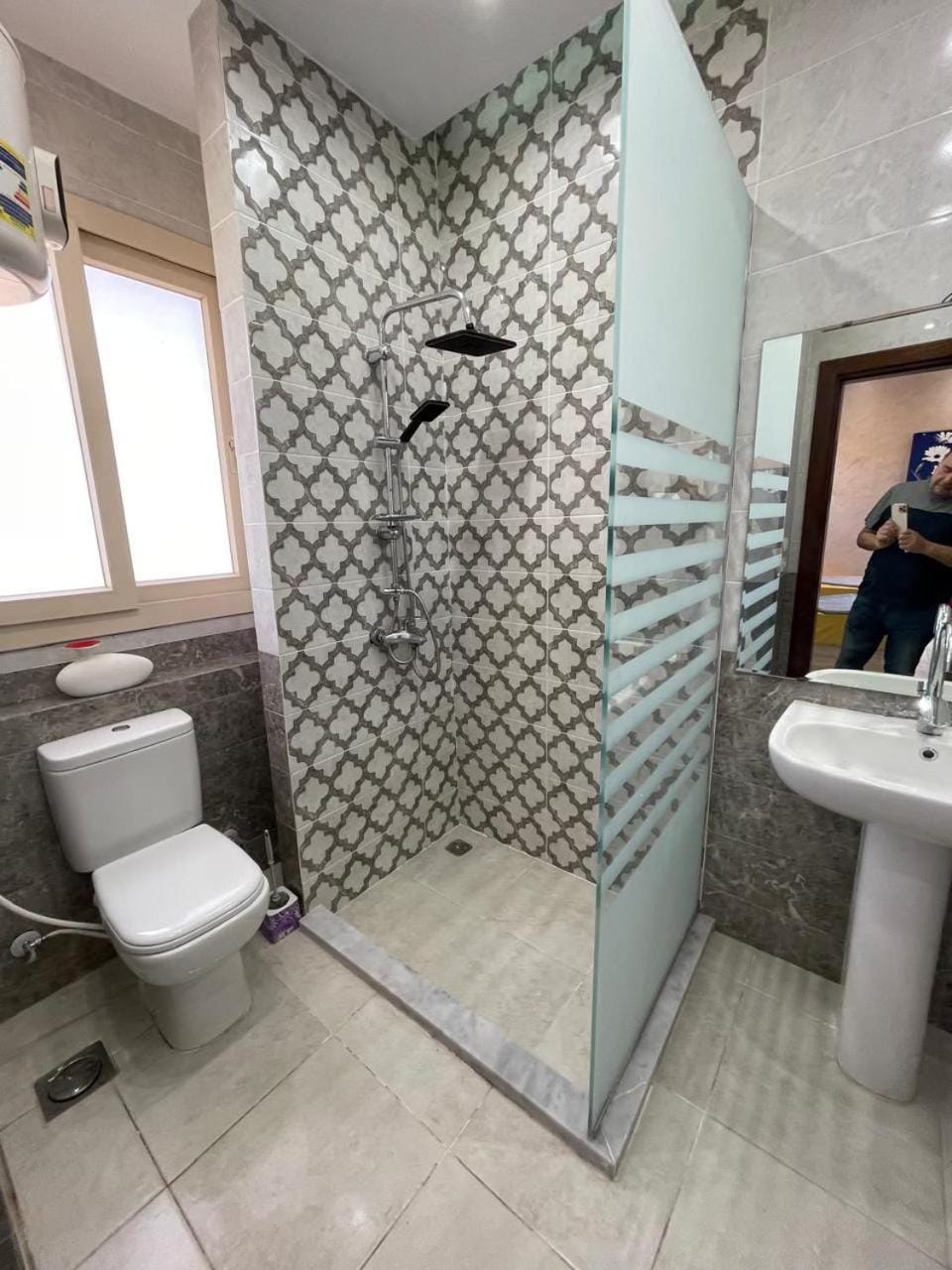 Shower, Toilet, Bathroom