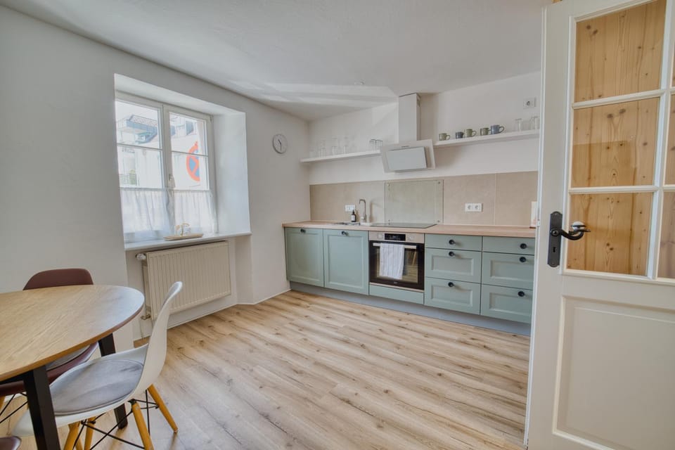 Suite Kelnhof Patio - Riverside Apartment plus AC Apartment in Aargau, Switzerland