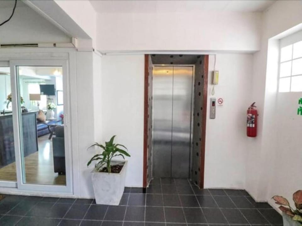 elevator