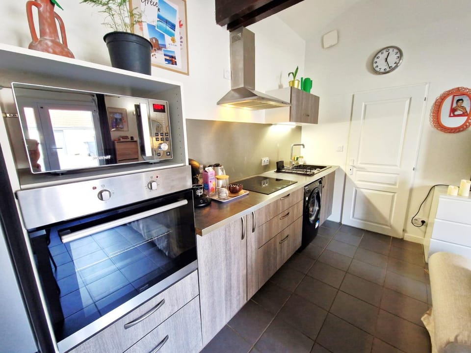 Coffee/tea facilities, Kitchen or kitchenette, pet friendly, stove, toaster