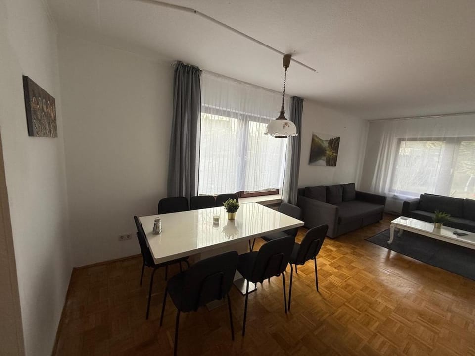 Wohnung in Poll P02 Apartment in Cologne