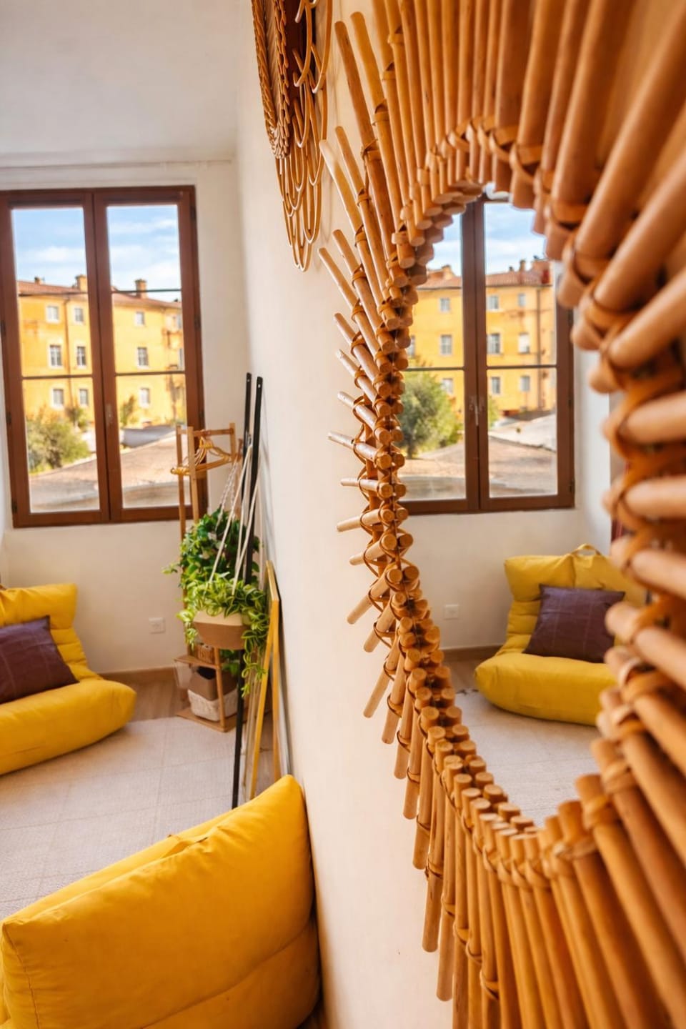 Studio rénové climatisé tout confort - Lit Queen size - emplacement idéal près des plages Apartment in Nice