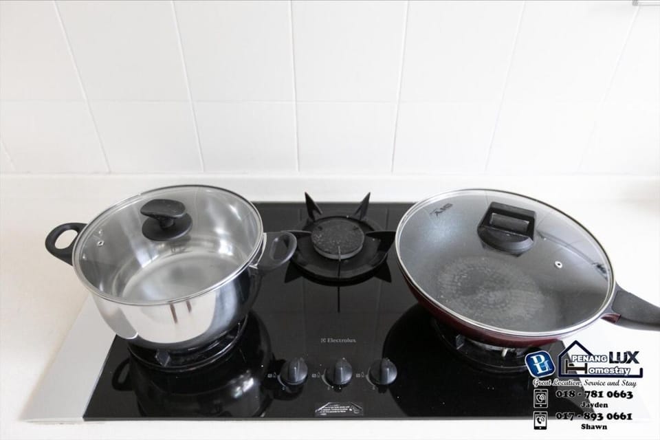 GeorgeTown Codrington 6BR KTV BBQ Pool Bungalow 28Pax Villa in George Town