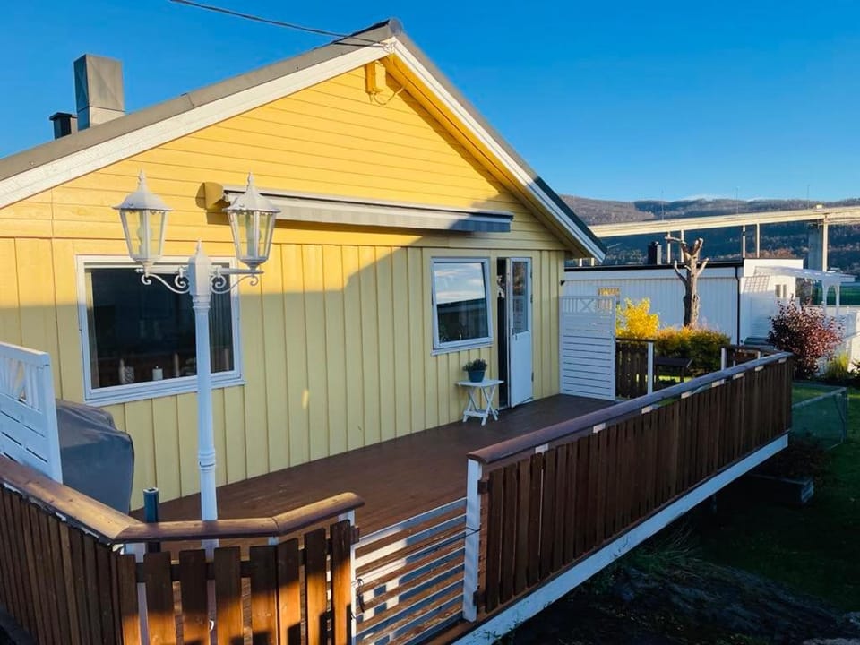 Stor enebolig sentralt på Senja Villa in Nordland, Norway