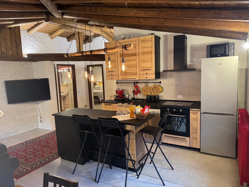 Mansarda al Noce Apartment in Pellizzano