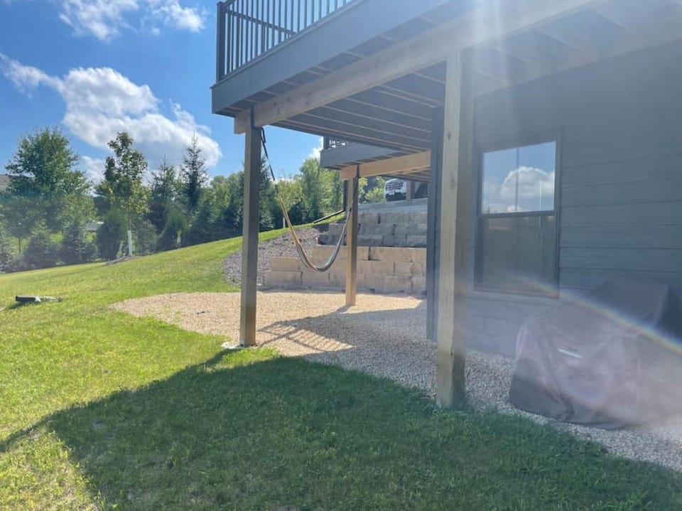 Summer in Galena - Hot Tub, Fire Pit & Views House in Iowa