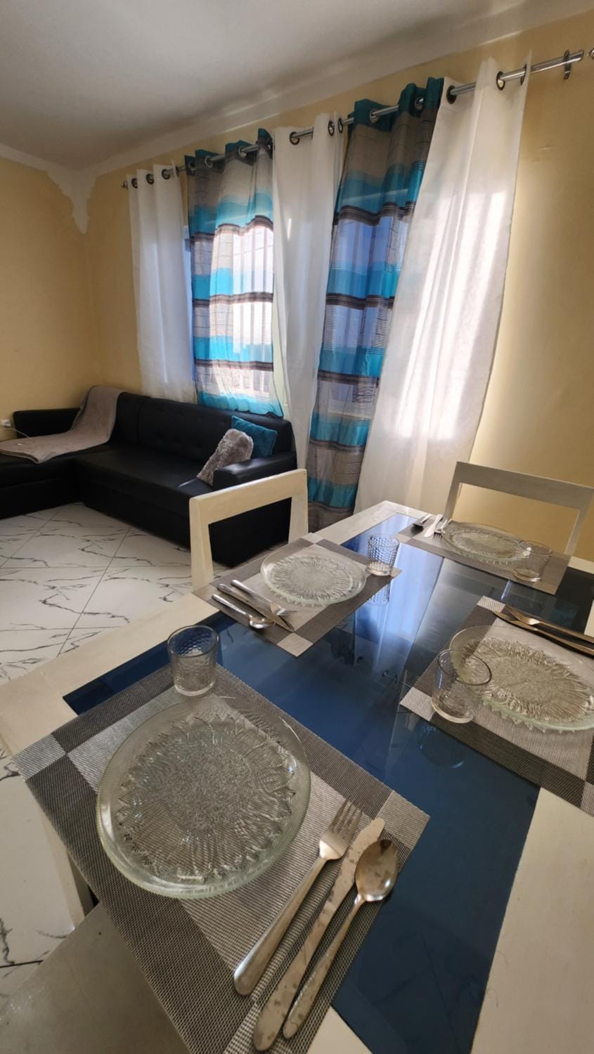 Living room, Dining area