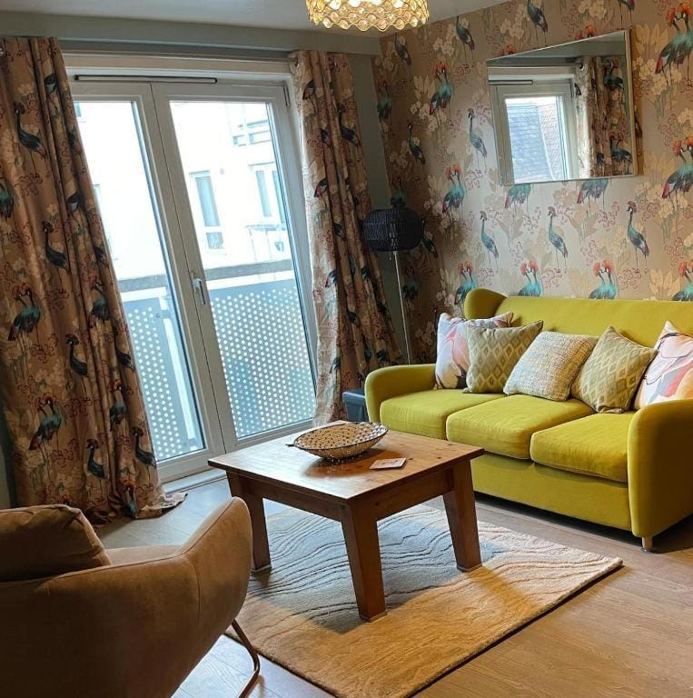 Light & bright, centrally located apartment Apartment in Bristol