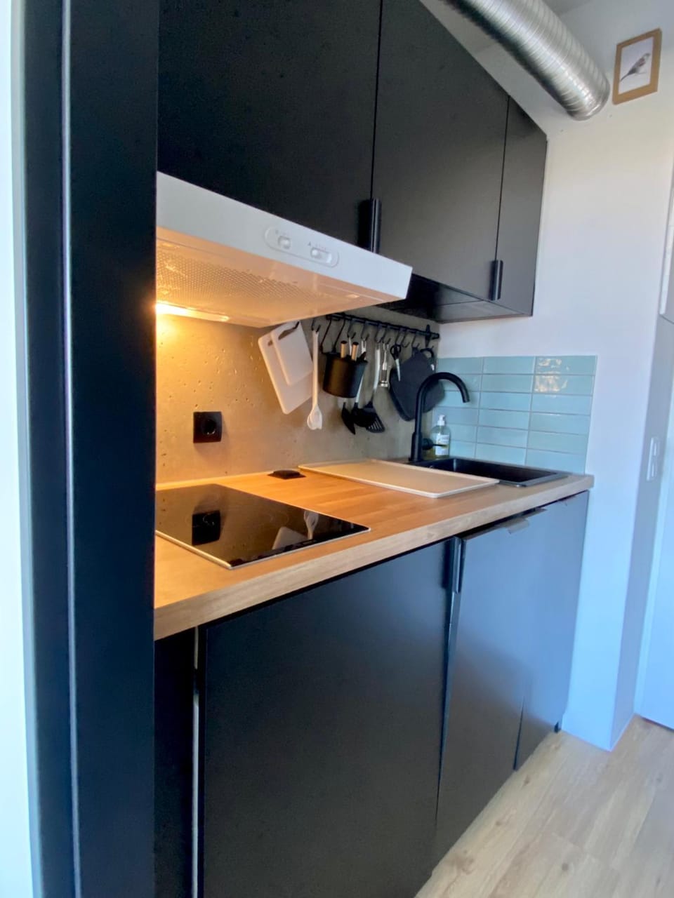 Kitchen or kitchenette