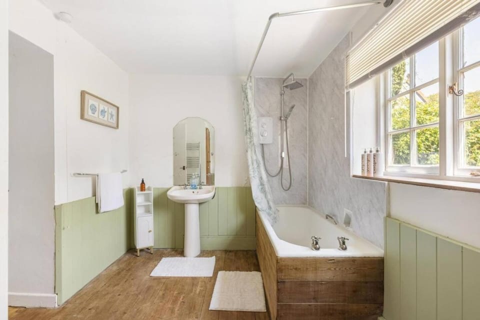 Shower, Bathroom, Bath