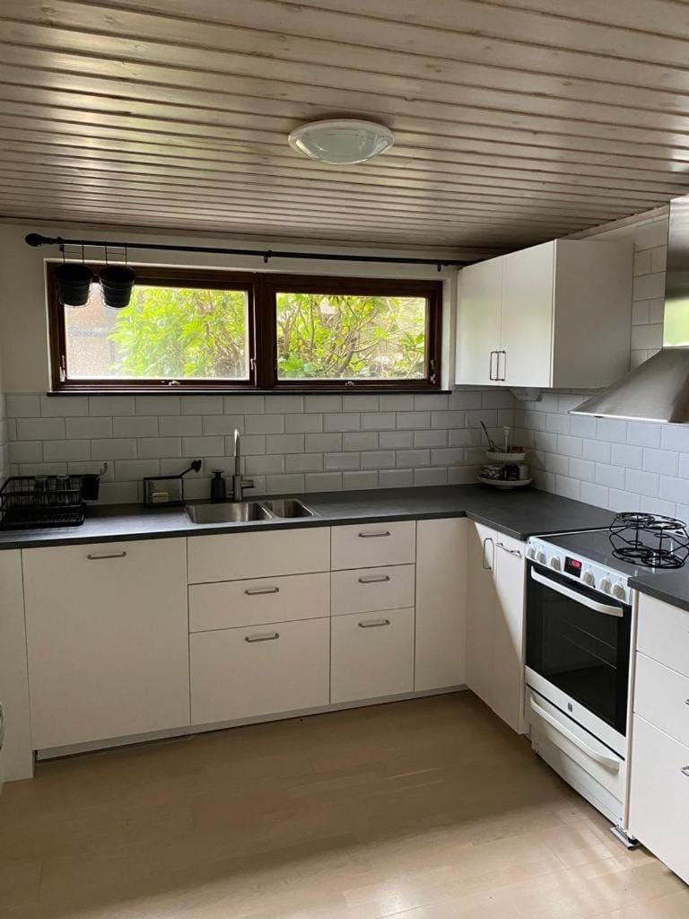 Mysig lägenhet med villakänsla Apartment in Gothenburg