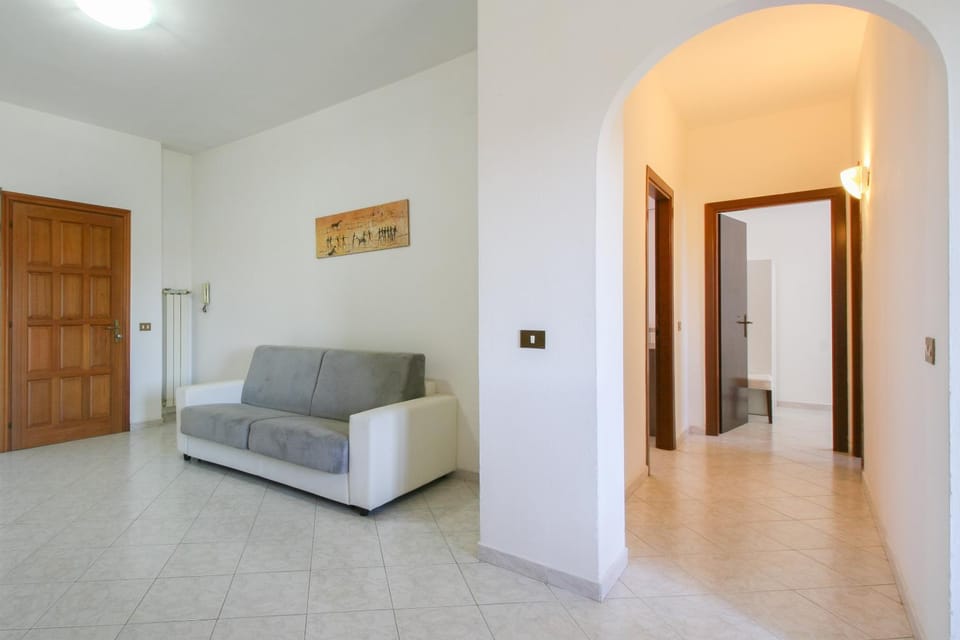 Living room, Photo of the whole room, Seating area