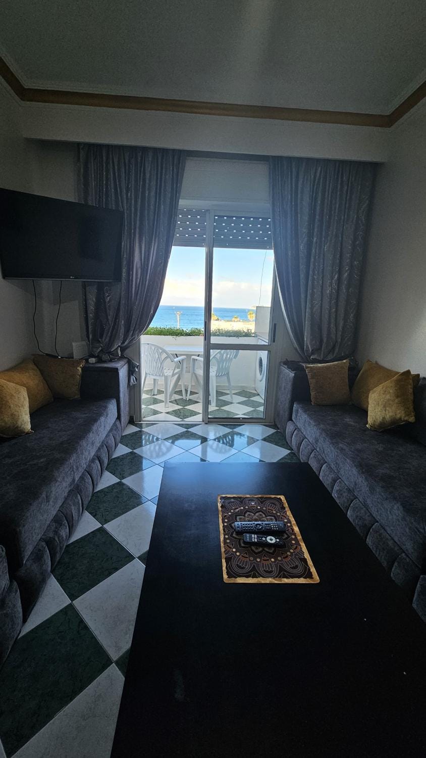 Appartement à Tanger Vue Mer Apartment in Tangier