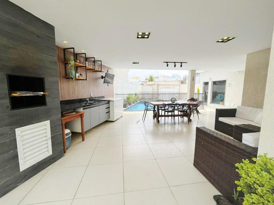 Casa Luxo 5 suites, 3 min beach Riviera del Sol House in Rio de Janeiro