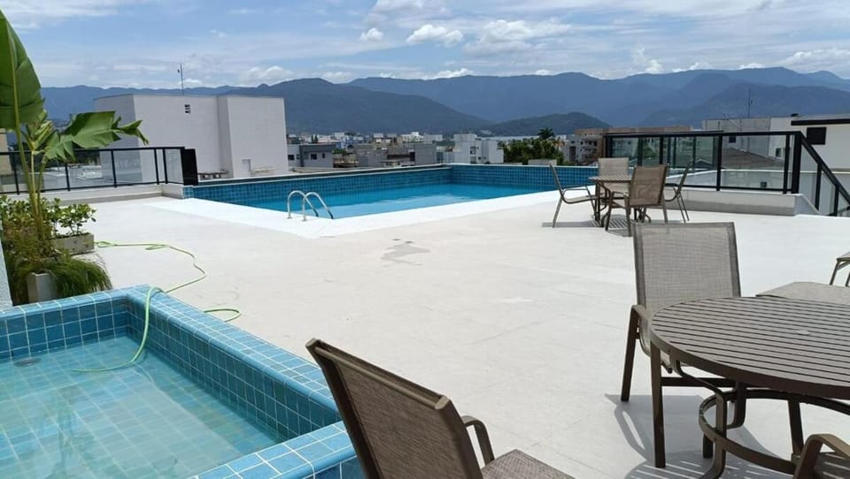 Balcony/Terrace, Mountain view, Pool view, Swimming pool, sunbed