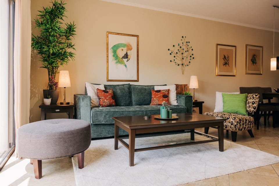 TV and multimedia, Living room, Family