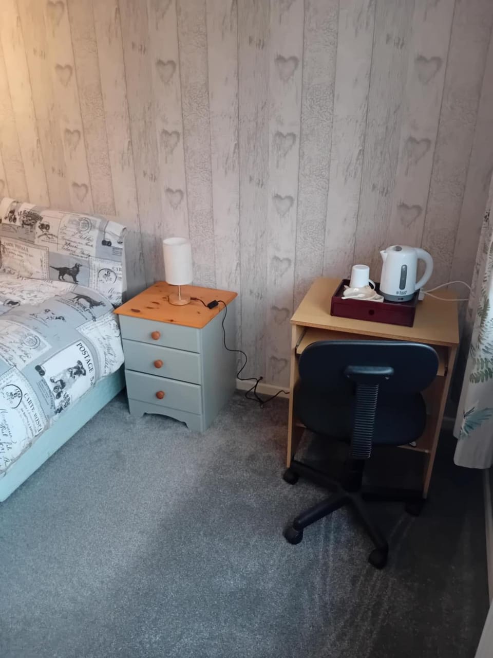 Family room Vacation rental in Poole
