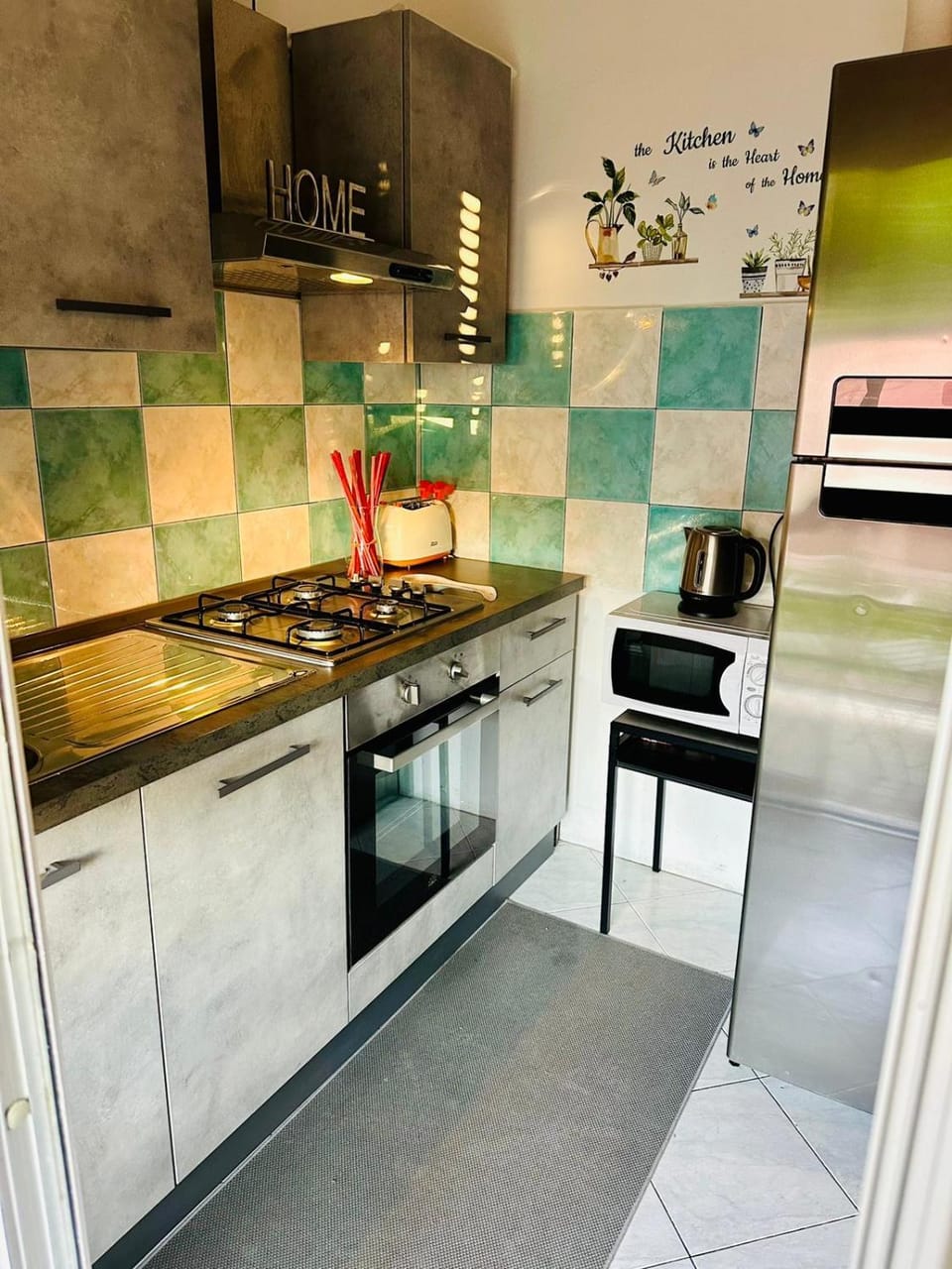 Kitchen or kitchenette, oven, stove