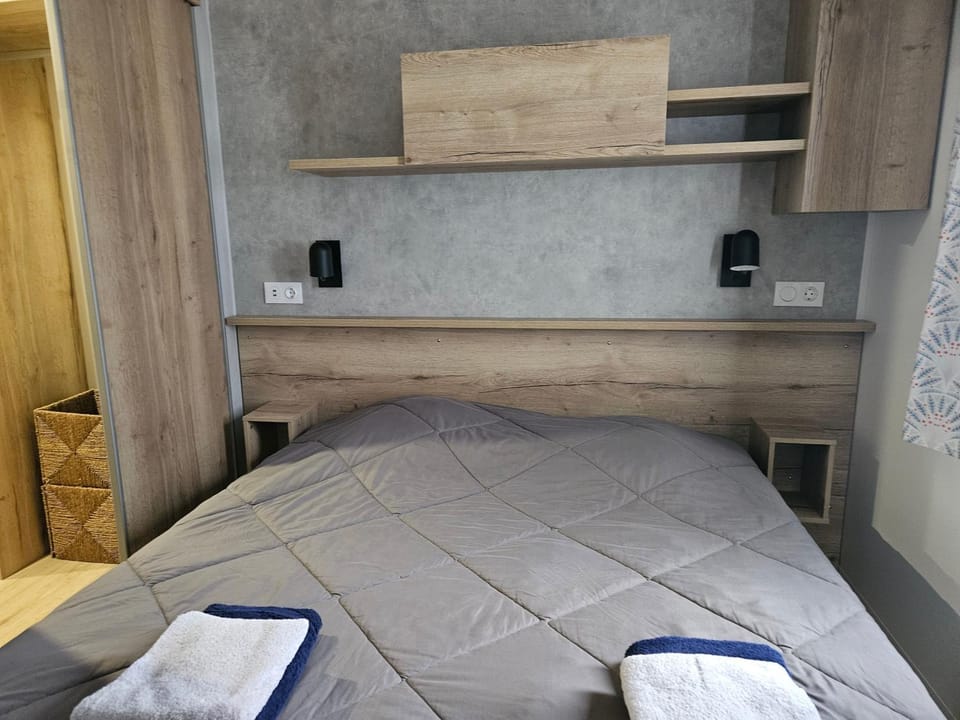 Mobilhome neuf 2025 ombragé Lege Cap ferret Campground/ 
RV Resort in Lege-Cap-Ferret