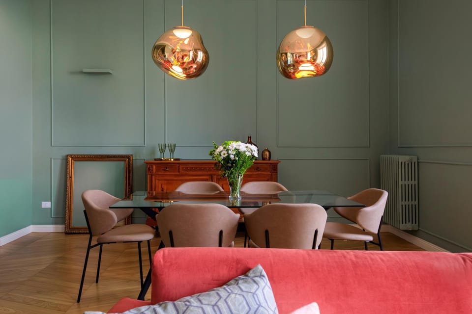 Living room, Seating area, Dining area