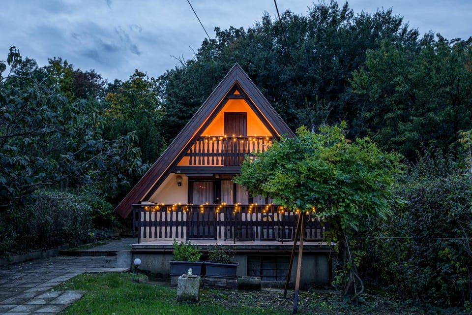 Property building, Natural landscape, Garden view