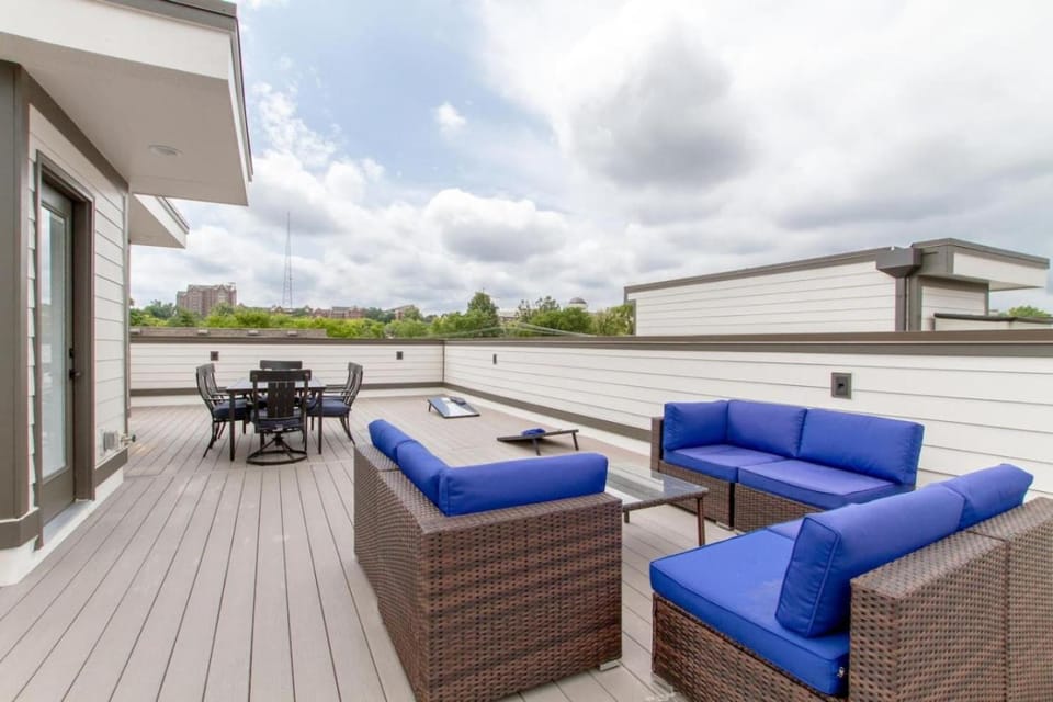 Dual Homes Gulch Superstars Epic Rooftop House in Nashville