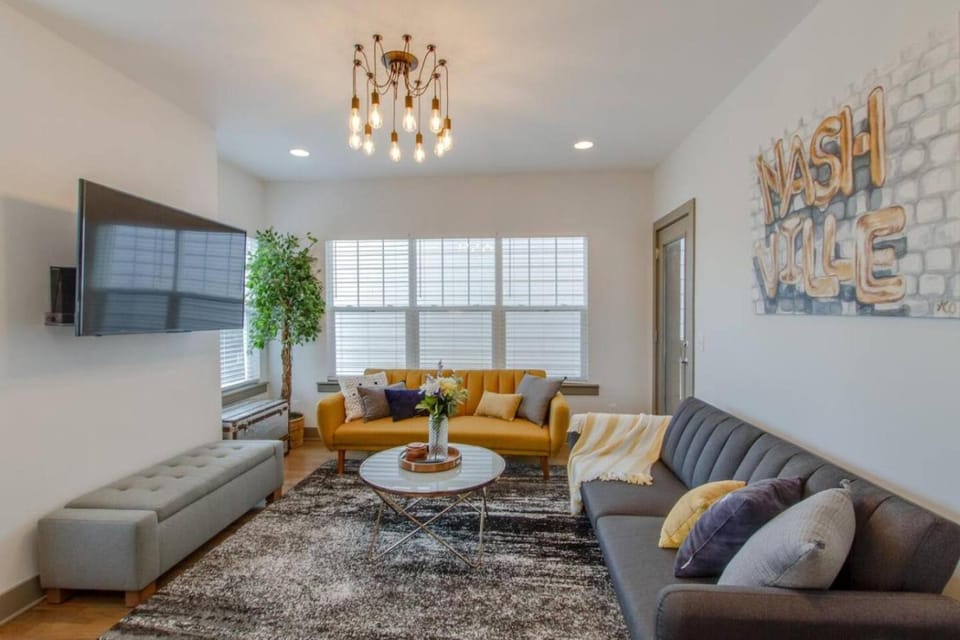 Beautiful Luxury Downtown Home Private Roofdeck House in Nashville