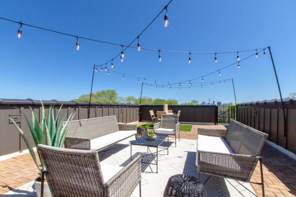 The Ultimate Double Rooftop Deck with Skyline Views House in Nashville