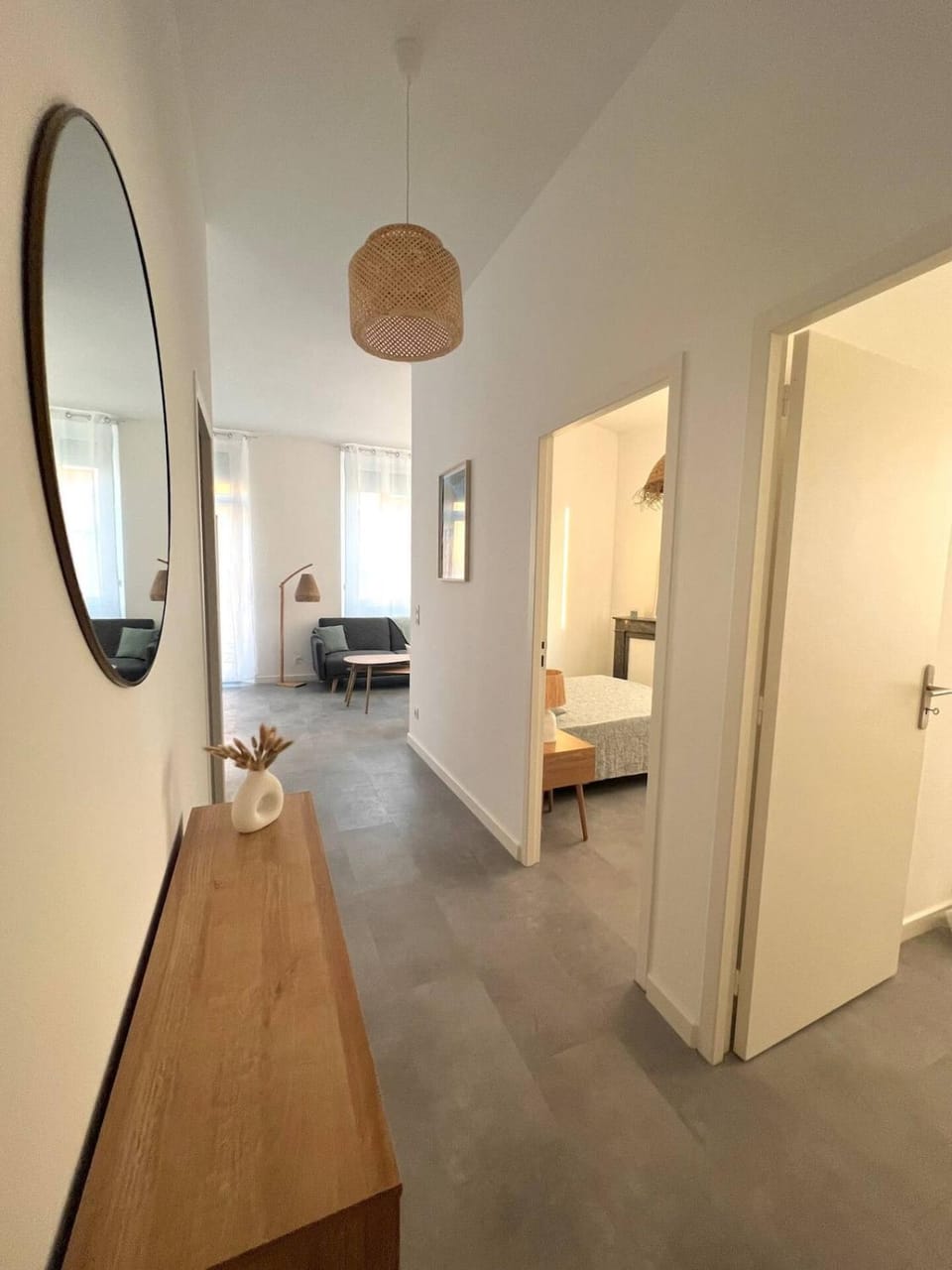 Appartement lumineux proche gare Apartment in Hyères