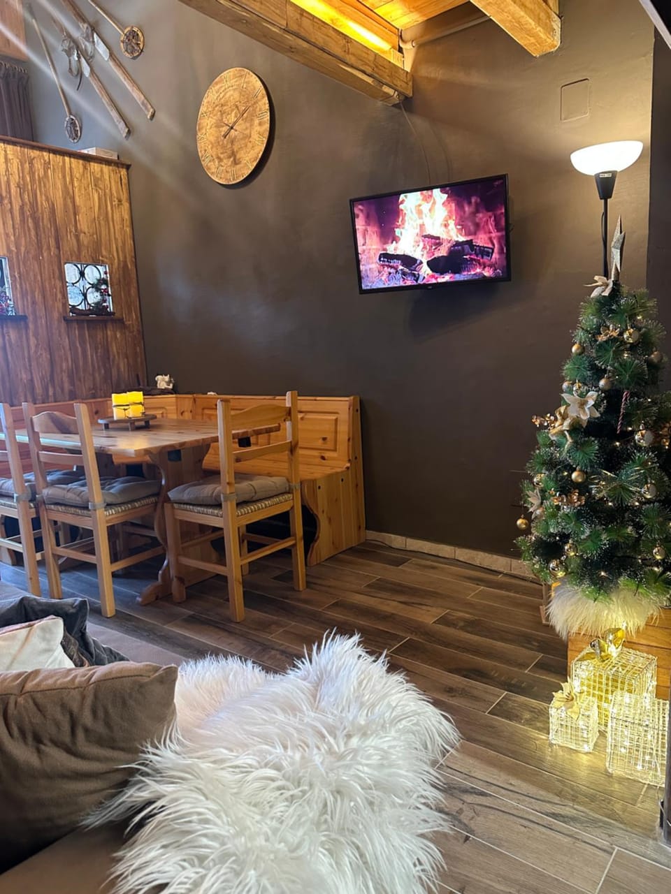 Loft in Piazza Dodero A due passi dalle piste Apartment in Prato Nevoso