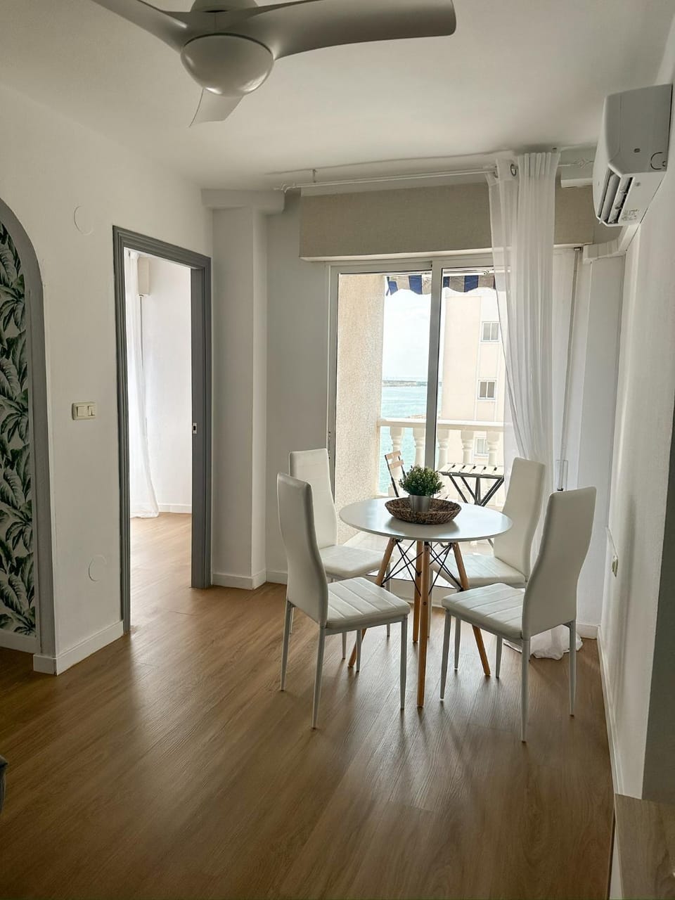 Apartamento 3 dormitorios con vistas al mar en Torrevieja Apartment in Torrevieja