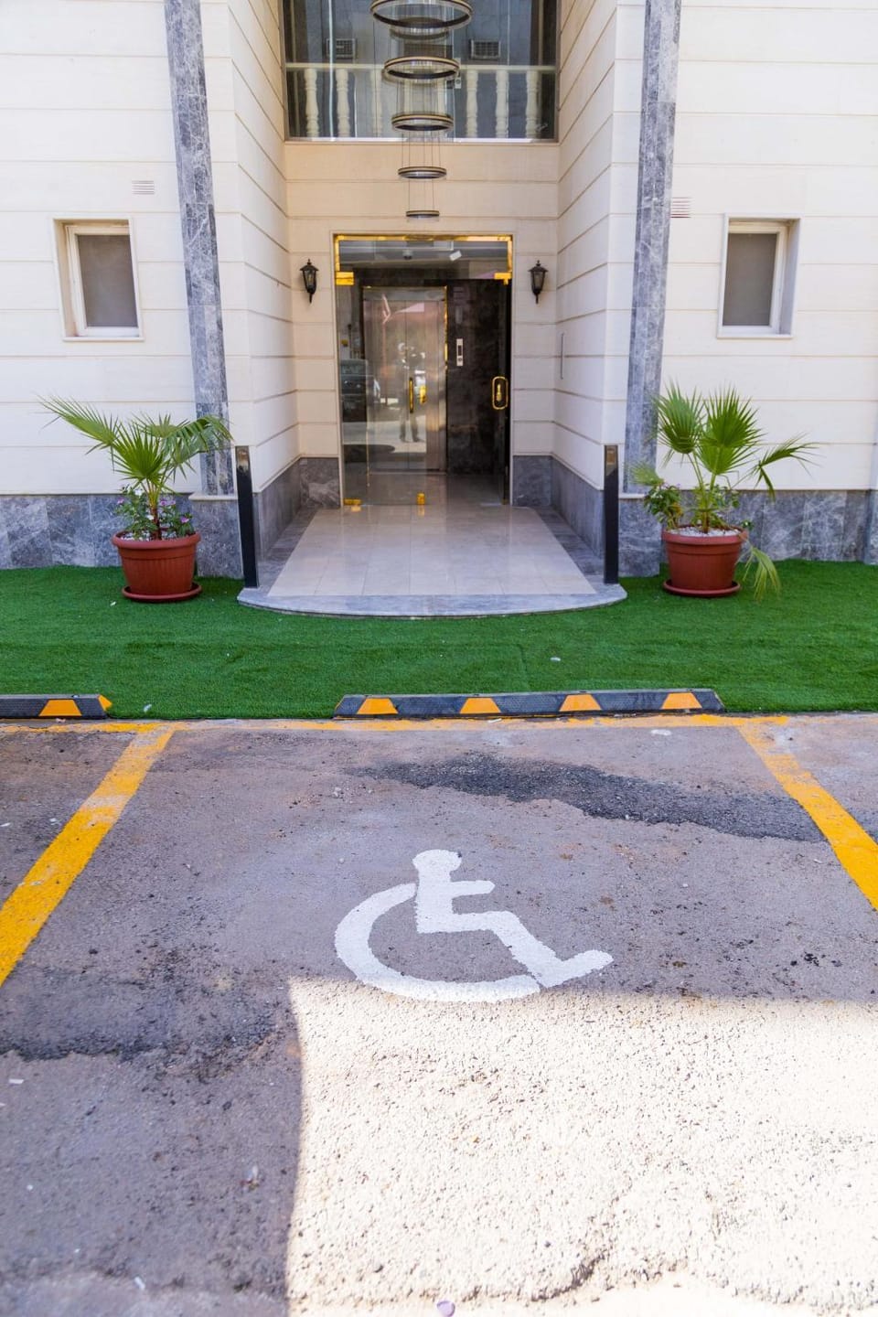 Facility for disabled guests