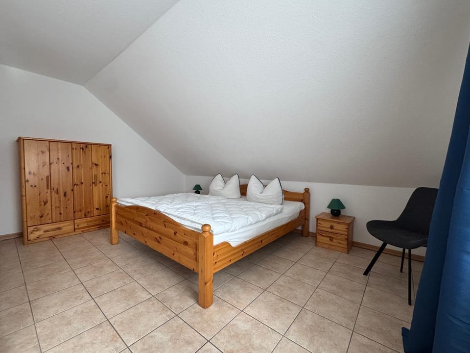 Ferienwohnung Krabbe 2, Bensersiel, mit gemeinschaftlichen Garten Apartment in Esens