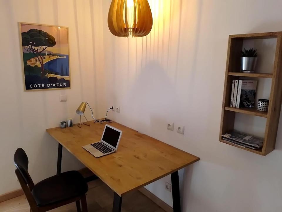 Superbe appartement rénové à 250m des remparts Apartment in Avignon